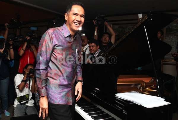 Gita Wirjawan: Impor Migas Kita Dahsyat Sekali