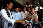 Jokowi Blusukan ke Blok G Tanah Abang