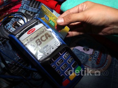 BCA Permudah Transaksi di Pasar Tanah Abang