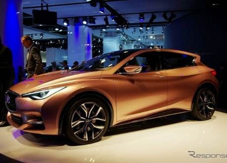 Infiniti Q30 Unjuk Gigi di Frankfurt