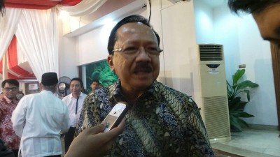 Foke Hadiri Tahlilan 100 Hari Taufik Kiemas