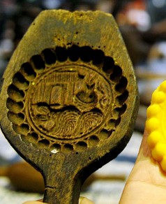 Unik dan Cantik Aneka Cetakan Kue Bulan Kuno