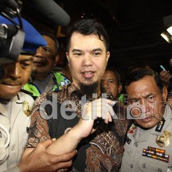 Anak Robby Masih Tak Percaya Ayahnya Meninggal dalam Kecelakaan Dul