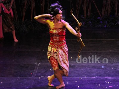 Aksi Aming Jadi Dewi Amingwati