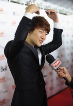 Junho 2PM Eksis di Festival Film Toronto