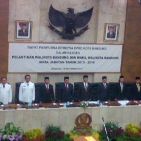 Dada Rosada Tak Hadiri Pelantikan, Ketua Dewan Minta Maaf