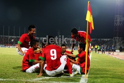 Kemenangan ini membuat Indonesia mengumpulkan sembilan poin dari empat pertandingan. Indonesia tinggal butuh hasil imbang saat menghadapi Malaysia (poin 7) di pertandingan terakhir untuk lolos ke babak empat besar. Bruriy Susanto/detikFoto.