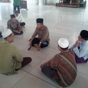 JK Sweeping Masjid yang Punya Sound System Tak Nyaman di Telinga