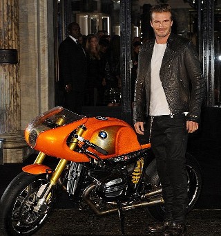 David Beckham Buka Toko Busana untuk Pemotor