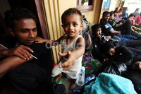 Puluhan imigran gelap asal Rohingnya diamankan di Polairud Tanjung Priok, Jakarta Utara.