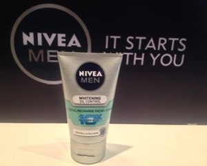 Nivea Luncurkan Facial Scrub untuk Pria dengan Kandungan Ginseng
