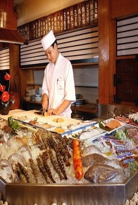 Kalau Ingin Makan Sushi Otentik Jepang, Mampirlah ke Resto Ini 