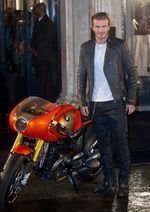 Gaya Bikers ala David Beckham
