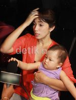 Jenguk Dul, Ussy Sulistiawati Ajak Shakeela