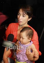 Jenguk Dul, Ussy Sulistiawati Ajak Shakeela