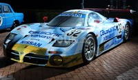 1997 Nissan R390 GT1. Nissan R390 GT1 dibangun untuk beraksi di lomba ketahanan 24 jam Le Mans di 1997 dan 1998. Hanya dua unit R390 yang diproduksi. Satu unit disimpan di fasilitas Nissan di Zama, Jepang. Mobil memiliki mesin 3.495 cc dengan tenaga 650 ps pada 6.800 rpm.