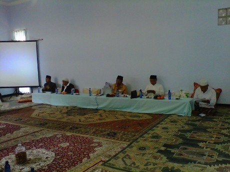 Mahfud MD Gelar Pertemuan Tertutup dengan Kiai se-Jawa di Jombang 