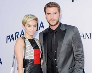 Kini Giliran Liam Hemsworth Unfollow Miley Cyrus