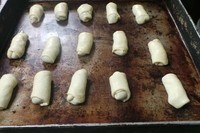 Setelah tidak lagi banyak turis membeli roti, Toko Roti Samuel tetap bertahan. Saat ini mereka bisa menjual roti manis dan roti tawar masing-masing 100 potong setiap harinya (Eny/detikTravel)