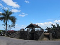 Benteng ini memiliki 12 pintu gerbang dengan satu pintu tersembunyi yang konon jadi tempat persembunyian Arung Palakka. Ini adalah salah satu pintu yang terkenal (Shafa/detikTravel)