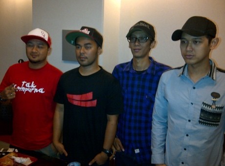 Bondan Prakoso dan Fade 2 Black Cerai