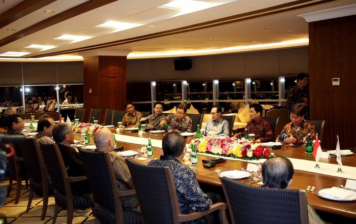 Chairul Tanjung Gelar Jamuan Makan Malam Bersama Mantan Presiden Korsel Chairul Tanjung Gelar Jamuan Makan Malam Bersama Mantan Presiden Korsel
