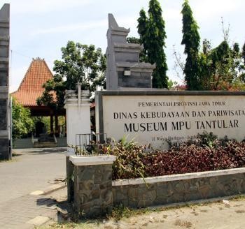 Mengintip Pengamanan Koleksi Benda Bersejarah Museum Mpu Tantular