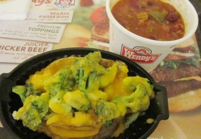 Segar Hangat Beef Chili Soup Racikan Wendys