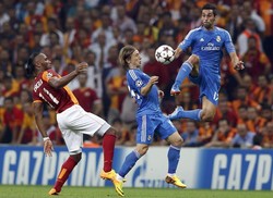 Sedangkan gol hiburan Galatasaray dibuat Umut Bulut. REUTERS/Murad Sezer.