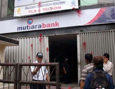Bank Mutiara Tetap Tolak Bayar Uang Nasabah Antaboga