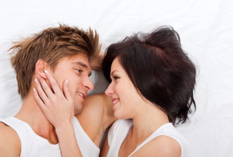 Ini yang Harus Dilakukan Agar Pasangan dapat Orgasme Bersamaan