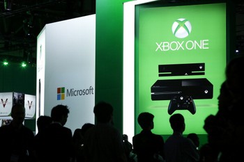     Meski didominasi banyak produsen asal Jepang, Microsoft menjadi salah satu peserta yang berasal dari luar Jepang dan menawarkan hingga 30 game yang dapat dinikmati pengunjung lewat konsol game besutannya. (kredit foto: getty images)