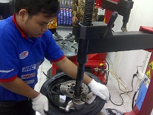 Planet Ban Resmikan Outlet ke-100