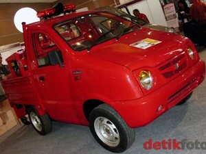 Mobnas Absen di IIMS 2013