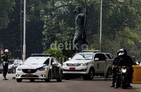 Mereka menggelar simulasi kedatangan para tamu negara ke ajang tersebut.