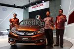 Honda Mobilio, Pertama di Indonesia