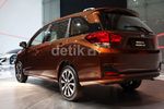 Honda Mobilio, Pertama di Indonesia