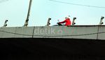 Besi Pembatas Jembatan Dicuri, Maut Mengintai