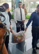 Utusan Rachmawati Bawa Rp 200 Juta ke MVP dengan Karung Beras