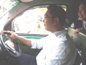 Ridwan Kamil: Saya Sedang Pikirkan Sopir Angkot Digaji Bukan Setoran