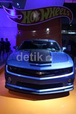 Chevy Camaro Hot Wheels Tampil Gahar