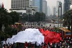 Bendera Raksasa Dibentangkan Guna Dukung Timnas U-19