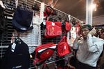 Berburu Aksesoris Balap F1 Di Singapura