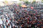 Suporter Bakar Loket Tiket Stadion Gelora Delta Sidoarjo