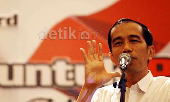 Jokowi Uji Coba Jam Wajib Belajar di 10 Tempat di Jakarta