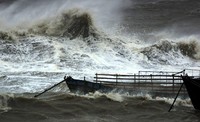 Topan Usagi menghantam sebuah pelabuhan di Quanzhou, Provinsi Fujian. Reuters/Stringer.