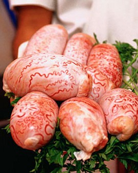 Mau Cicip Wine Bayi Tikus dan Jengger Ayam yang Lezat? (2) Mau Cicip Wine Bayi Tikus dan Jengger Ayam yang Lezat? (2)