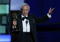 Outstanding Directing for a Variety Special diberikan kepada sutradara Don Roy King untuk serial 'Saturday Night Live'. REUTERS/Mike Blake.