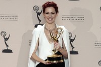 Aktris Carrie Preston yang pernah bermain di serial 'Sex and the City' ini dianugerahi  penghargaan Outstanding Guest Actress in a Drama Series lewat serial 'The Good Wife'. REUTERS/Mike Blake.     