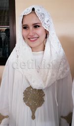 Gelar Pengajian, Ayu Ting Ting Tak Didampingi Suami